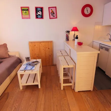 Joker - Tres Fonctionnel 4 Personnes Proche De Mae-7570 *